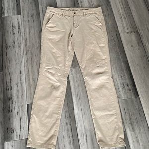 American Eagle Skinny khaki’s 12 long